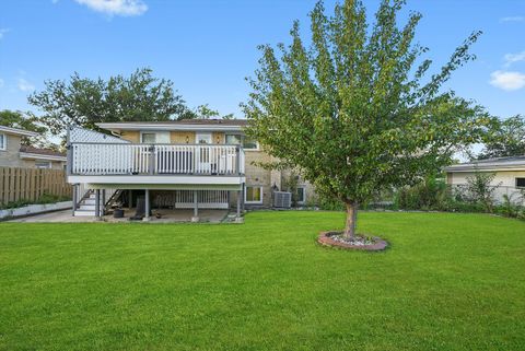 Tiny photo for 7803 Churchill Street, Morton Grove, IL 60053 (MLS # 12477846)