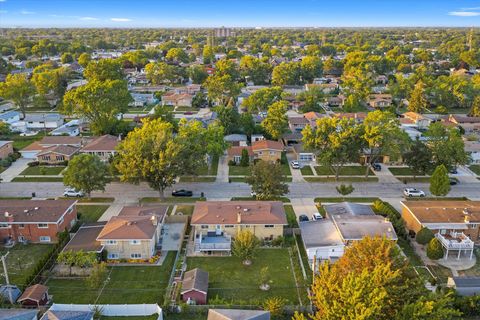 Tiny photo for 7803 Churchill Street, Morton Grove, IL 60053 (MLS # 12477846)