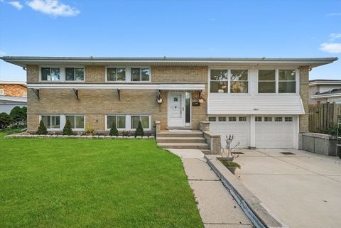 Tiny photo for 7803 Churchill Street, Morton Grove, IL 60053 (MLS # 12477846)