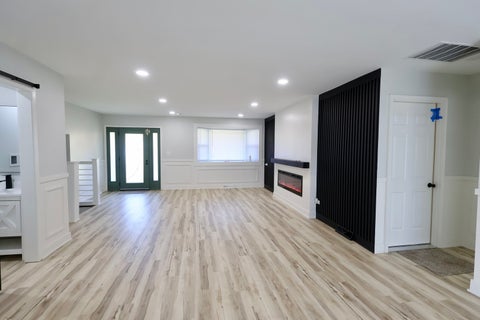 Tiny photo for 15321 Ellis Avenue, South Holland, IL 60473 (MLS # 12742586)