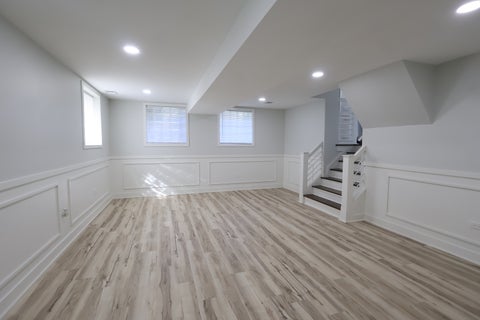 Tiny photo for 15321 Ellis Avenue, South Holland, IL 60473 (MLS # 12742586)