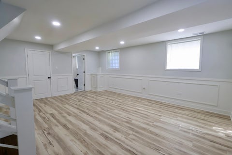 Tiny photo for 15321 Ellis Avenue, South Holland, IL 60473 (MLS # 12742586)