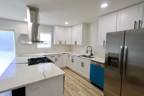 Tiny photo for 15321 Ellis Avenue, South Holland, IL 60473 (MLS # 12742586)