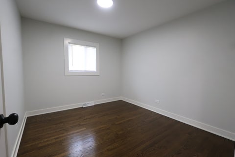 Tiny photo for 15321 Ellis Avenue, South Holland, IL 60473 (MLS # 12742586)