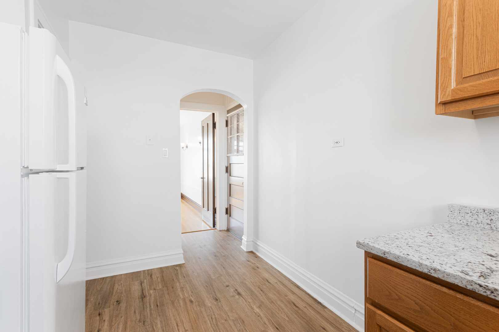 2352 N Spaulding Avenue 303