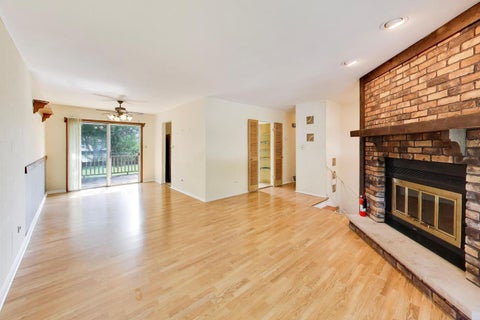 Tiny photo for 41 Redwood Trail, Wheeling, IL 60090 (MLS # 12736737)