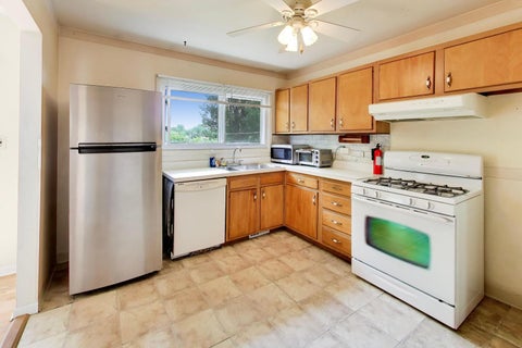 Tiny photo for 41 Redwood Trail, Wheeling, IL 60090 (MLS # 12736737)