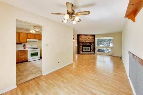 Tiny photo for 41 Redwood Trail, Wheeling, IL 60090 (MLS # 12736737)