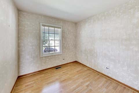 Tiny photo for 41 Redwood Trail, Wheeling, IL 60090 (MLS # 12736737)