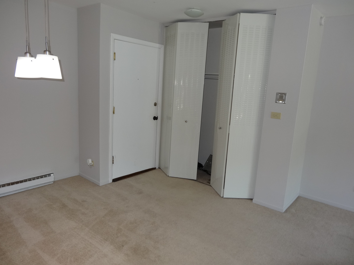 828 E Old Willow Road 109