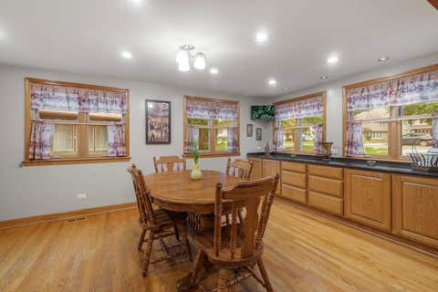Tiny photo for 1331 S Lombard Avenue, Lombard, IL 60148 (MLS # 12731534)