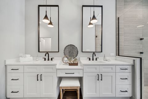 Tiny photo for 4559 S Michigan Avenue #2S, Chicago, IL 60653 (MLS # 12599832)