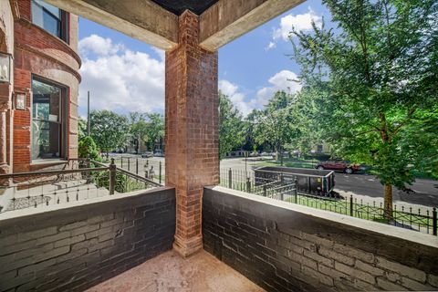 Tiny photo for 4559 S Michigan Avenue #2S, Chicago, IL 60653 (MLS # 12599832)