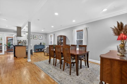 Tiny photo for 4608 Hawthorne Avenue, Lyons, IL 60534 (MLS # 12584275)