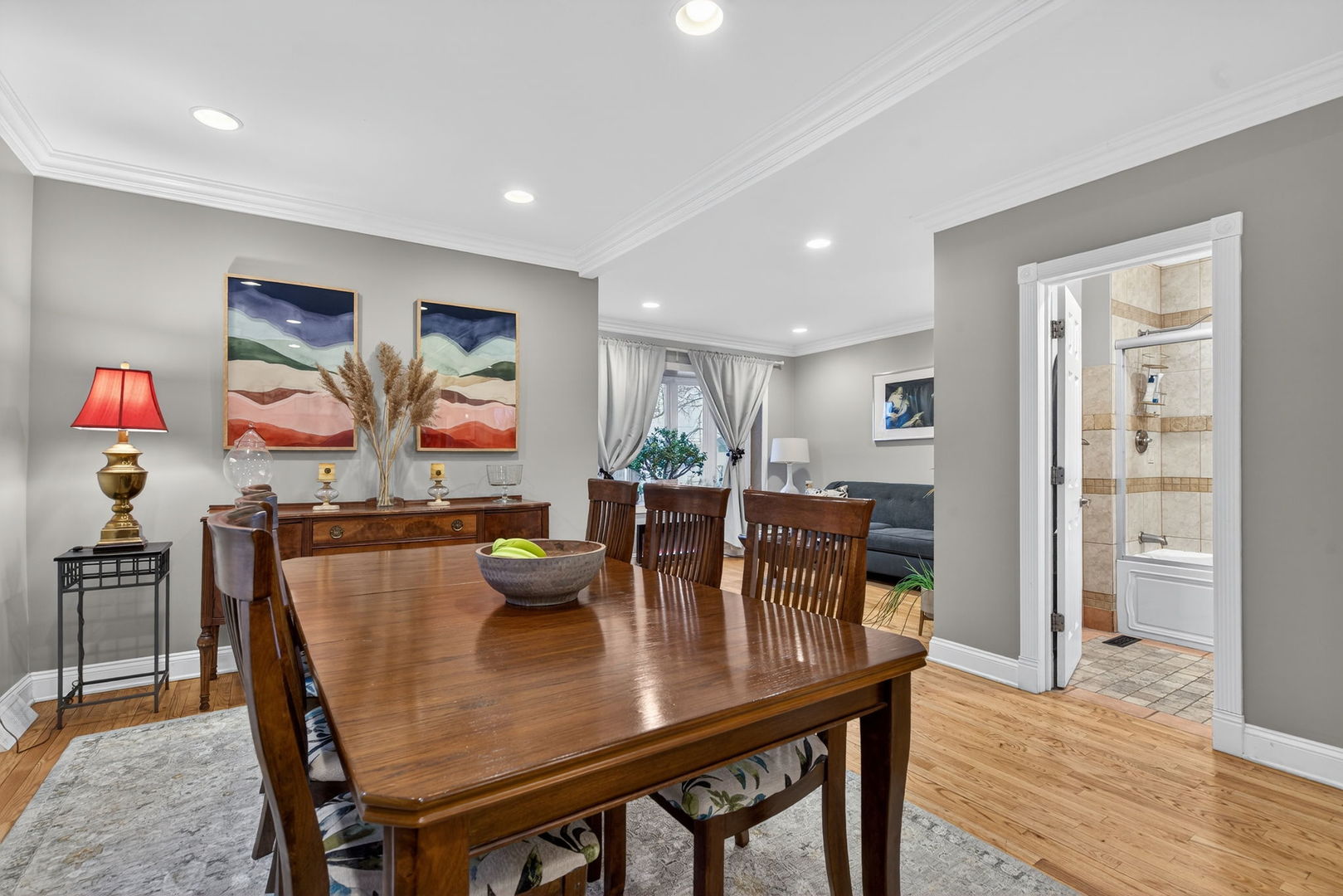 4608 Hawthorne Avenue