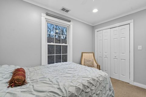 Tiny photo for 4608 Hawthorne Avenue, Lyons, IL 60534 (MLS # 12584275)