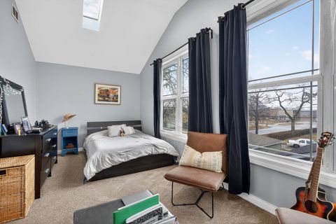 Tiny photo for 4608 Hawthorne Avenue, Lyons, IL 60534 (MLS # 12584275)