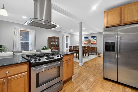 Tiny photo for 4608 Hawthorne Avenue, Lyons, IL 60534 (MLS # 12584275)