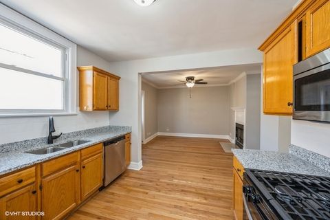Tiny photo for 6441 W 18th Street #2, Berwyn, IL 60402 (MLS # 12413291)