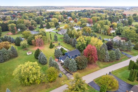 Tiny photo for 1914 Spring Dale Drive, Spring Grove, IL 60081 (MLS # 12549888)