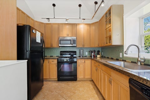 Tiny photo for 7700 Locust Avenue, Gary, IN 46403 (MLS # 12772234)