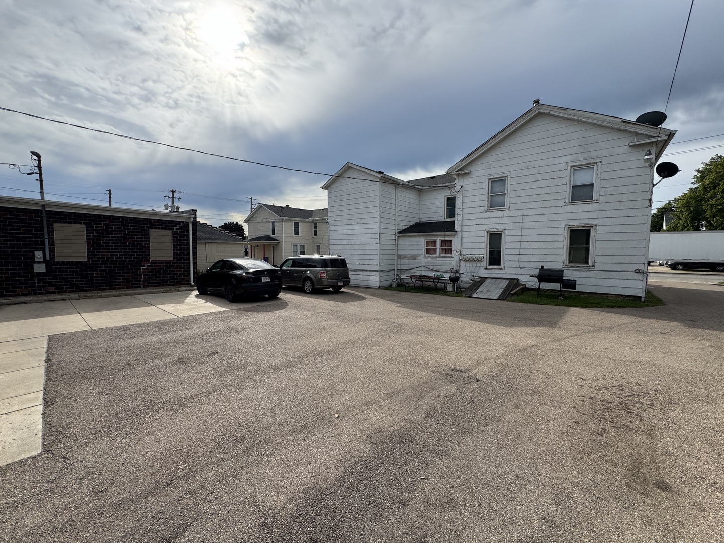 39 E Church Street 1W