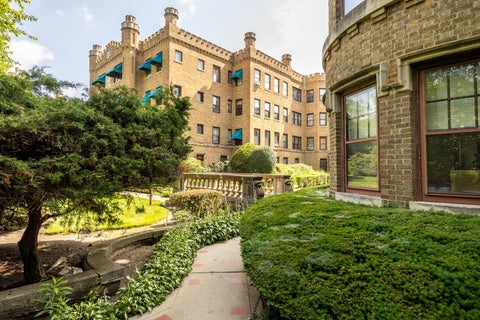 Tiny photo for 2430 W Greenleaf Avenue #1, Chicago, IL 60645 (MLS # 12721093)