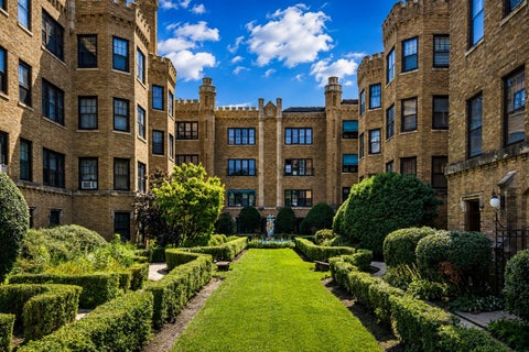 Photo of 2430 W Greenleaf Avenue #1, Chicago, IL 60645 (MLS # 12721093)