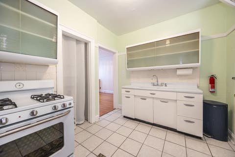 Tiny photo for 2430 W Greenleaf Avenue #1, Chicago, IL 60645 (MLS # 12721093)