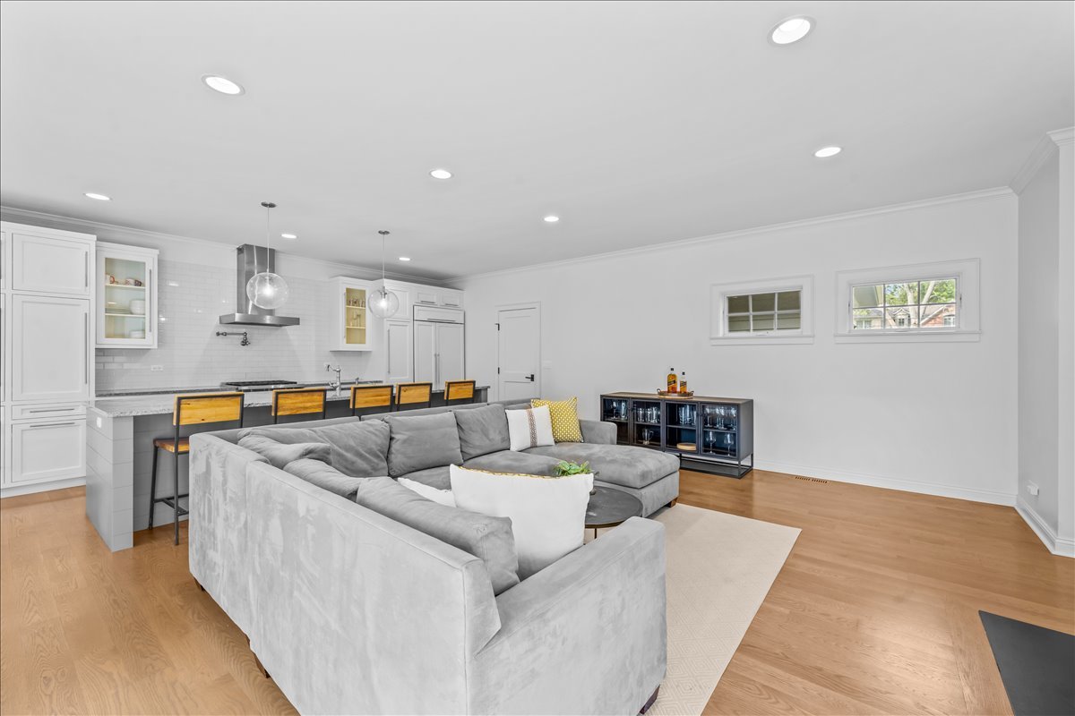 1625 Sunset Ridge Road