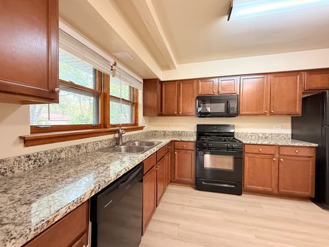 Tiny photo for 1428 E Lyn Court, Homewood, IL 60430 (MLS # 12504361)