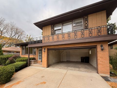 Tiny photo for 1428 E Lyn Court, Homewood, IL 60430 (MLS # 12504361)