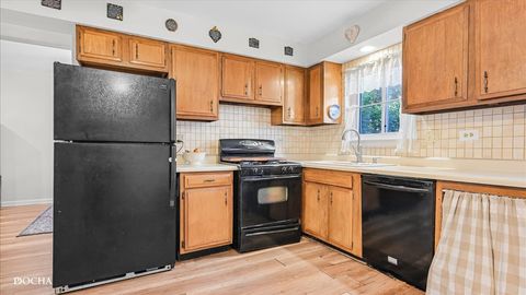 Tiny photo for 1016 N Mill Street #5, Naperville, IL 60563 (MLS # 12482823)