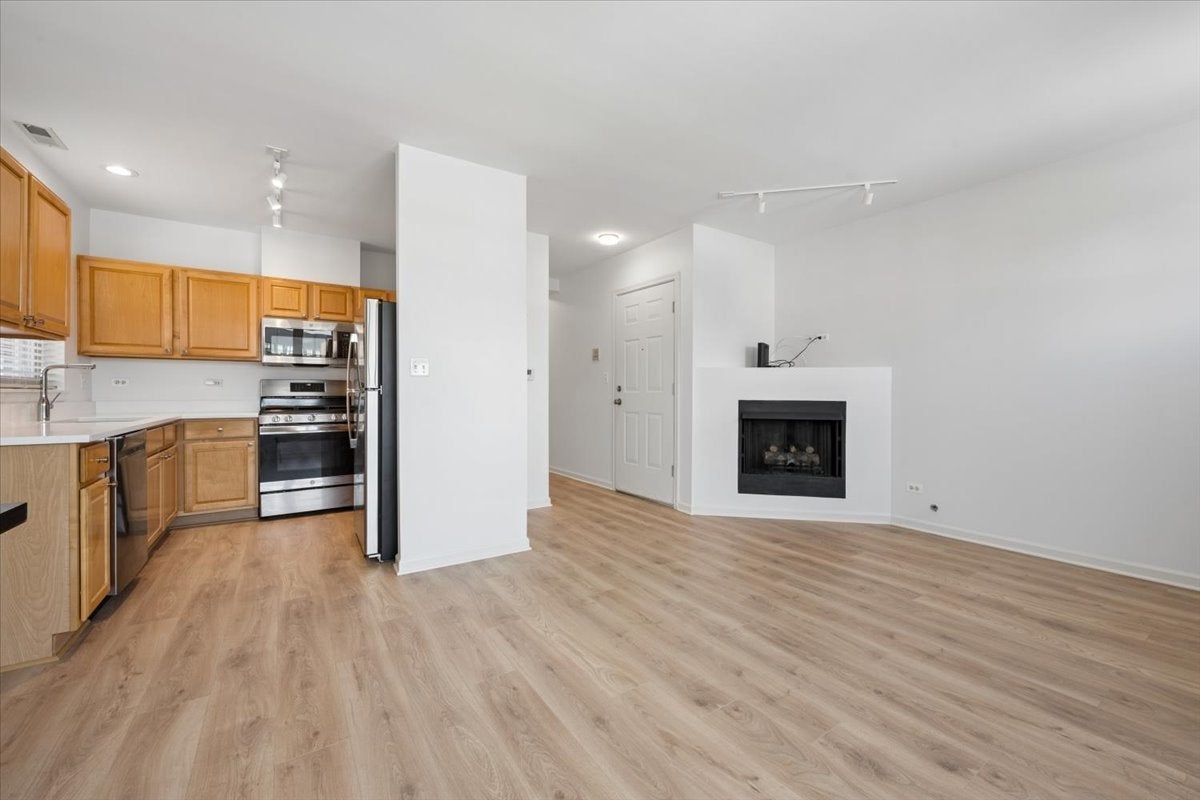 1341 N Halsted Street 3N