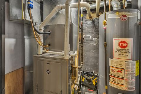 Tiny photo for 1418 N Mayfield Avenue, Chicago, IL 60651 (MLS # 12456348)