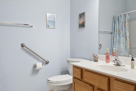 Tiny photo for 801 N McLean Boulevard #140, Elgin, IL 60123 (MLS # 12616491)