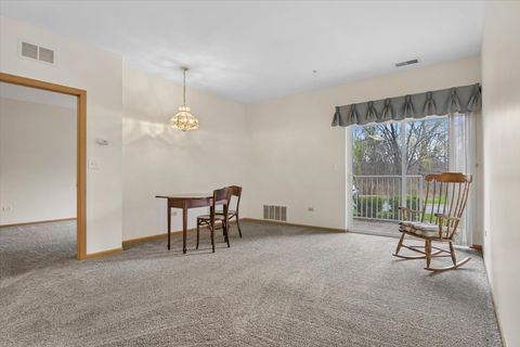 Tiny photo for 801 N McLean Boulevard #140, Elgin, IL 60123 (MLS # 12616491)