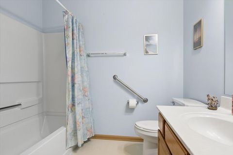 Tiny photo for 801 N McLean Boulevard #140, Elgin, IL 60123 (MLS # 12616491)