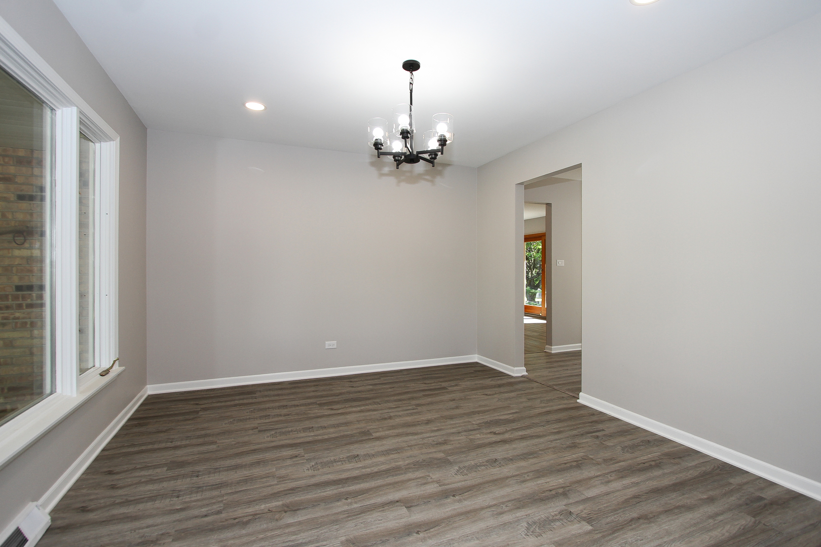 4N725 KLEIN Road