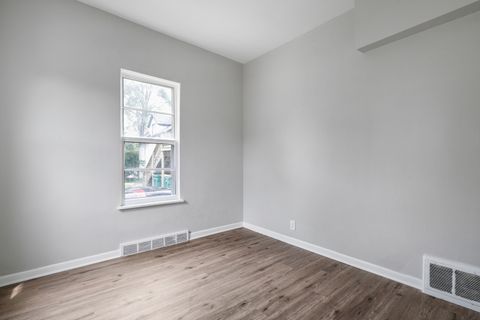 Tiny photo for 8 Ivy Street, Joliet, IL 60436 (MLS # 12449287)