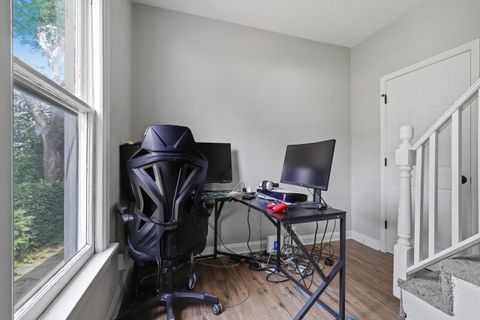 Tiny photo for 8 Ivy Street, Joliet, IL 60436 (MLS # 12449287)