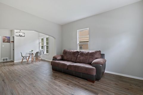 Tiny photo for 8 Ivy Street, Joliet, IL 60436 (MLS # 12449287)