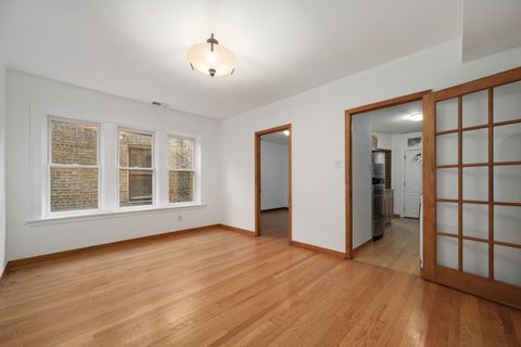 Tiny photo for 5621 N CHRISTIANA Avenue #2, Chicago, IL 60659 (MLS # 12515806)