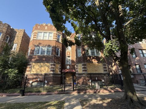7816 S Phillips Avenue Chicago IL 60649