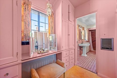 Tiny photo for 260 Oxford Road, Kenilworth, IL 60043 (MLS # 12559660)