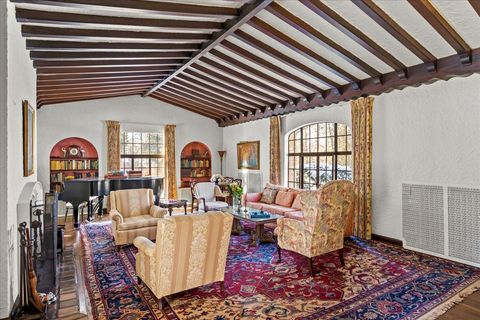 Tiny photo for 260 Oxford Road, Kenilworth, IL 60043 (MLS # 12559660)