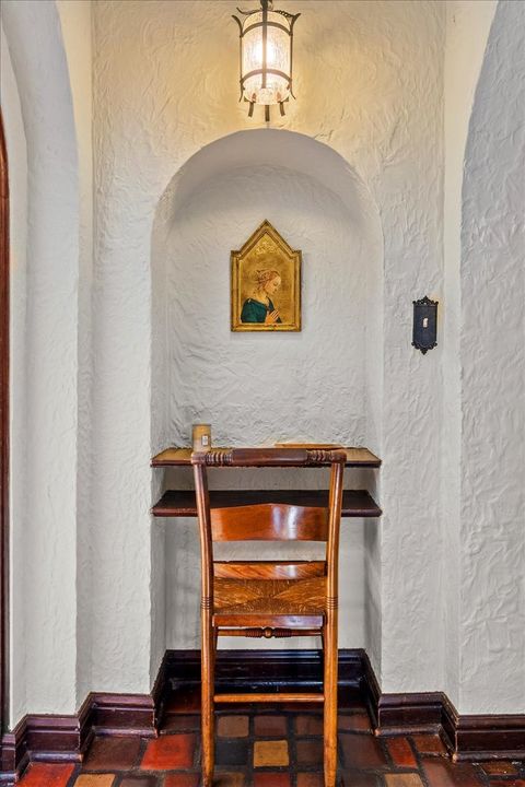 Tiny photo for 260 Oxford Road, Kenilworth, IL 60043 (MLS # 12559660)