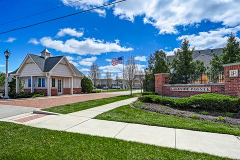 A home in Burr Ridge