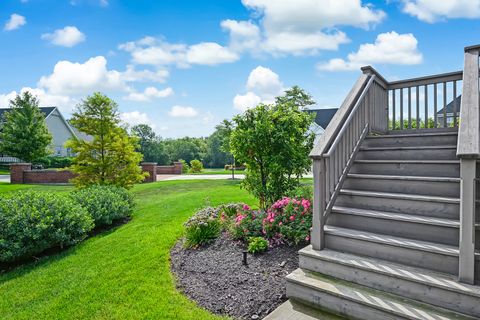 A home in Burr Ridge