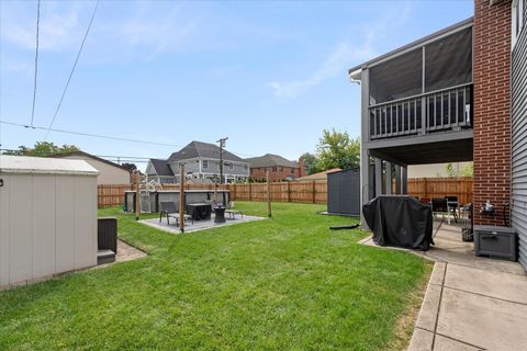 Tiny photo for 547 N Van Auken Street, Elmhurst, IL 60126 (MLS # 12454372)